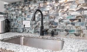 77 Indian Hills Dr, Cuba, MO 65453 - kitchen view of backsplash and stone counters