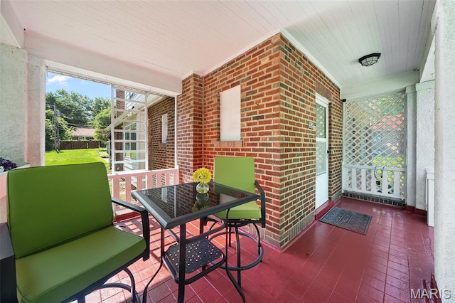 512 N Hills Dr, Saint Louis, MO 63121 - view of sunroom