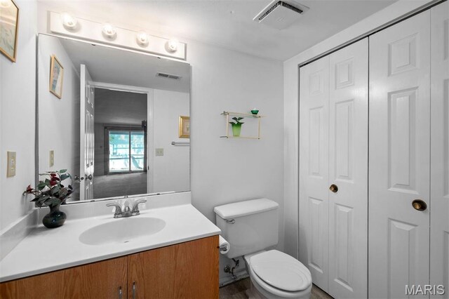 1564 Walpole Dr, Chesterfield, MO 63017 - photo 20