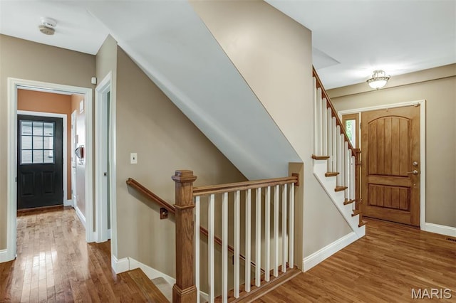 1029 Brownell Ave, Glendale, MO 63122 - foyer featuring wood finished floors