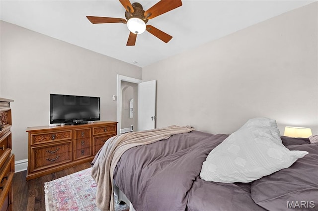 6016 Scanlan Ave, Saint Louis, MO 63139 - bedroom with wood finished floors and ceiling fan