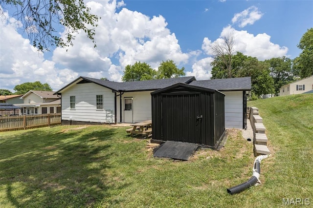 211 Congress St, Park Hills, MO 63601 - back of house featuring a storage shed