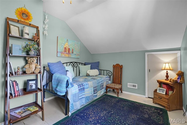 4846 S Point Rd, Washington, MO 63090 - bedroom with vaulted ceiling