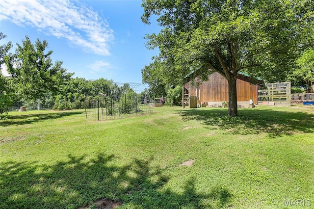 4846 S Point Rd, Washington, MO 63090 - view of yard featuring an outbuilding and a barn