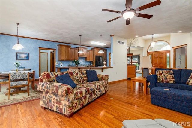 117 Autumn Oaks Ln, Highland, IL 62249