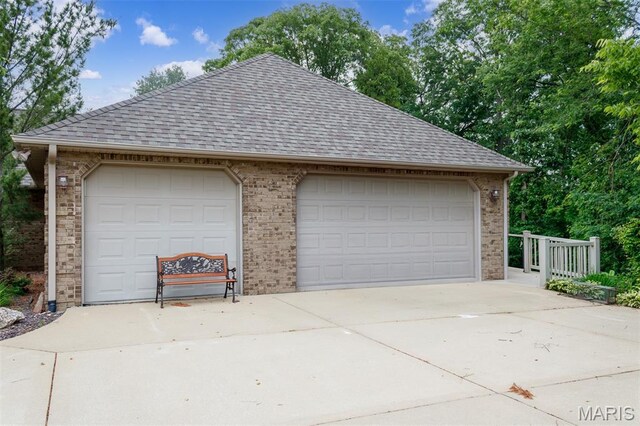 117 Autumn Oaks Ln, Highland, IL 62249