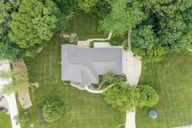 117 Autumn Oaks Ln, Highland, IL 62249