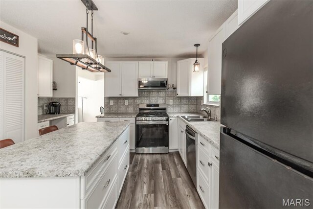 2021 Saint Christopher Way, Arnold, MO 63010