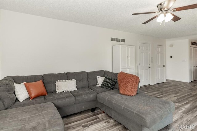 2021 Saint Christopher Way, Arnold, MO 63010