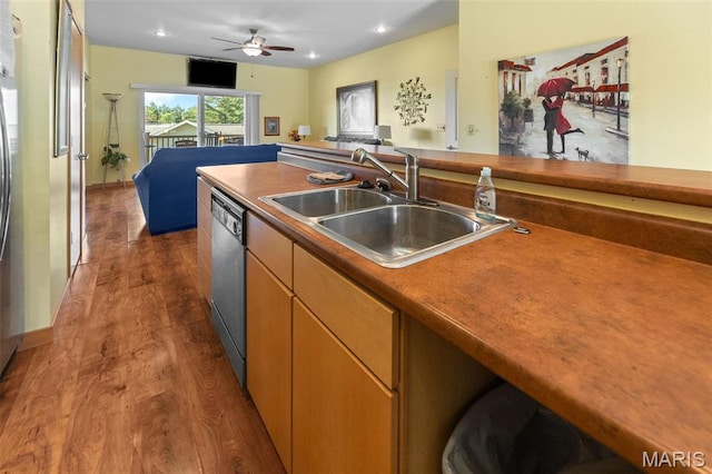 319 Timber Ridge Dr, Grafton, IL 62037 - kitchen with wood finished floors, stainless steel dishwasher, ceiling fan, recessed lighting, and open floor plan