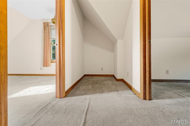 135 Oak Tree Dr, Webster Groves, MO 63119 - bonus room with carpet and vaulted ceiling