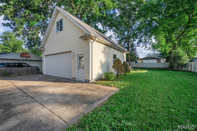 135 Oak Tree Dr, Webster Groves, MO 63119 - garage with concrete driveway