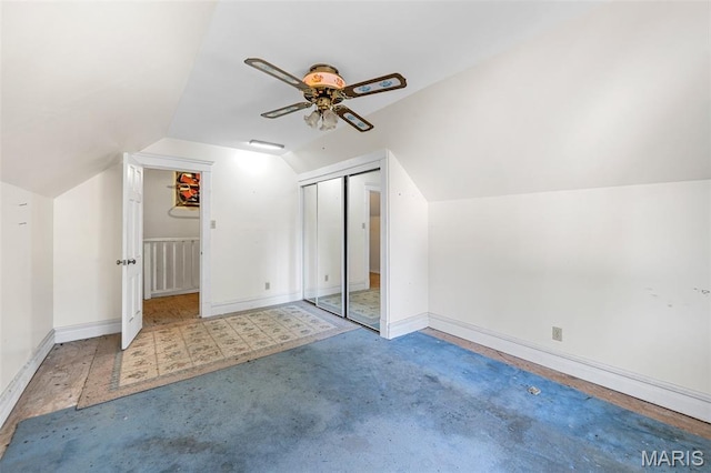135 Oak Tree Dr, Webster Groves, MO 63119 - additional living space featuring a ceiling fan, carpet floors, and vaulted ceiling