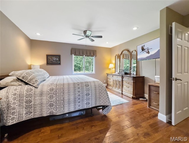 1171 Thunder Mountain Rd, Camdenton, MO 65020 - bedroom featuring hardwood / wood-style floors, ceiling fan, and recessed lighting
