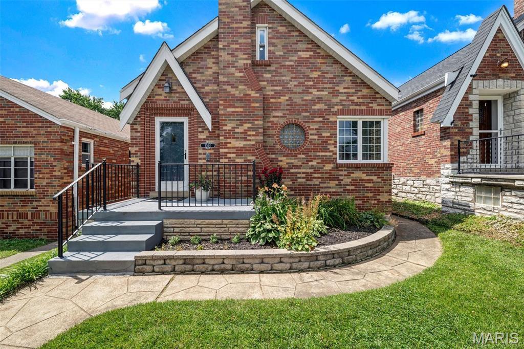 6534 Winona Ave, Saint Louis, MO 63109 - photo 1