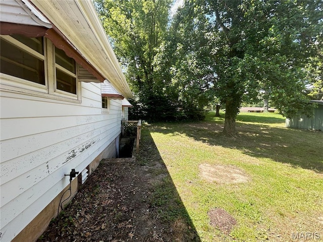 1203 N Main St, Salem, MO 65560 - view of grassy yard