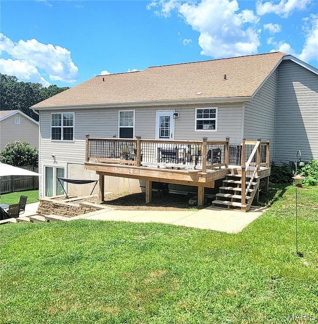 346 Cartpath Ln, Saint Clair, MO 63077 - rear view of property with a deck, a lawn, and roof with shingles