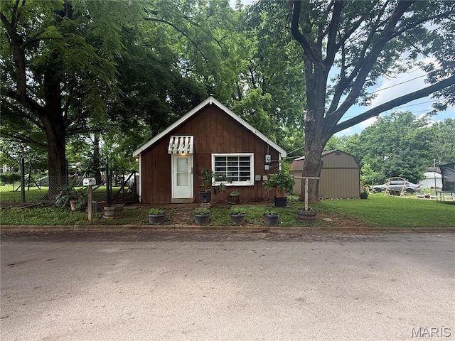 211 Overton St, Farmington, MO 63640 - photo 1