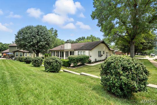 897 San Sebastian Dr, Fenton, MO 63026 - photo 3
