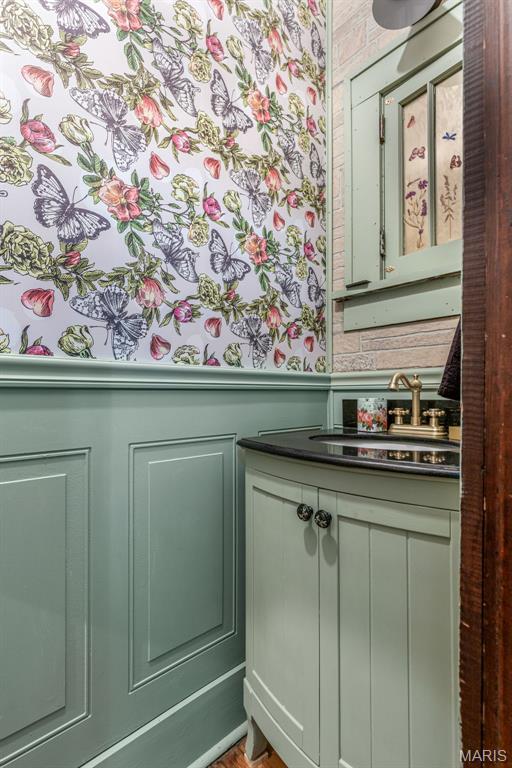 110 Brand Pl, Bonne Terre, MO 63628 - bathroom featuring a sink