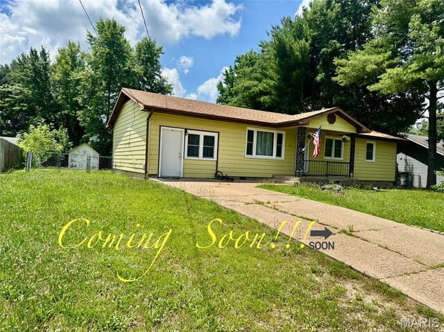 511 N Acre Dr, Richland, MO 65556 - ranch-style home with covered porch