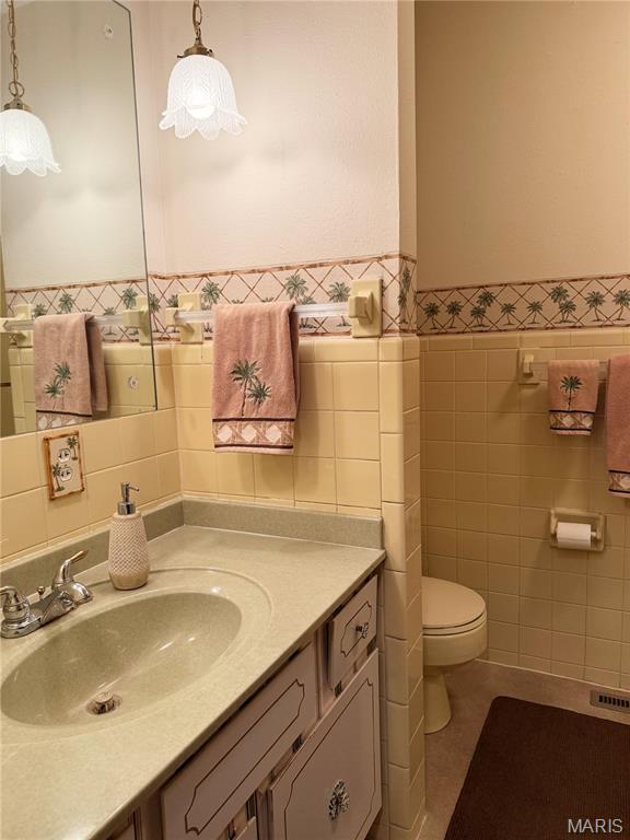 1921 First, Kirksville, MO 63501