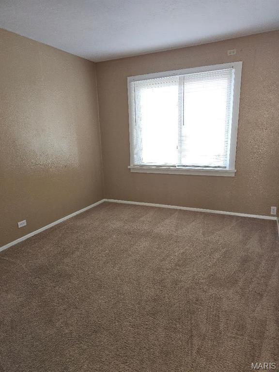 9422 Chester Ave, Saint Louis, MO 63114 - photo 8