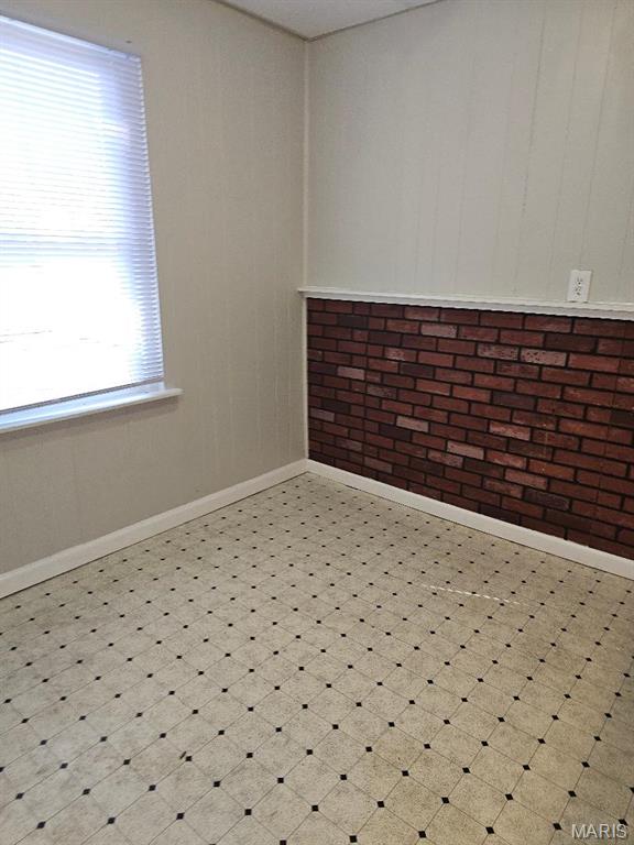 9422 Chester Ave, Saint Louis, MO 63114 - photo 12