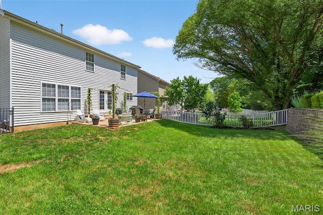 2426 Guardian Ct, Arnold, MO 63010 - fenced backyard with a patio area