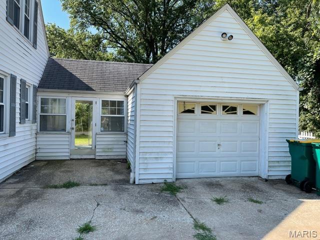 1114 Northdale Ave, Saint Louis, MO 63138 - photo 2