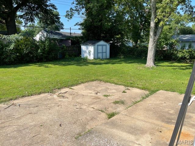 1114 Northdale Ave, Saint Louis, MO 63138 - photo 22