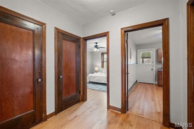 4932 Fairview Ave, Saint Louis, MO 63139 - hall featuring light wood-type flooring and baseboards