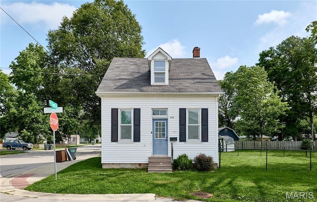 935 W Green St, Mascoutah, IL 62258