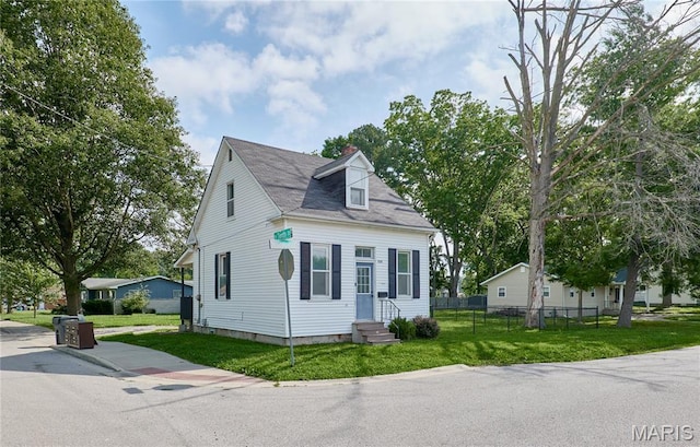 935 W Green St, Mascoutah, IL 62258