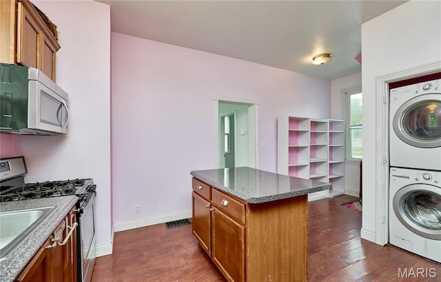 935 W Green St, Mascoutah, IL 62258