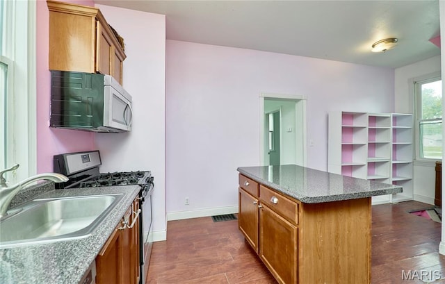 935 W Green St, Mascoutah, IL 62258