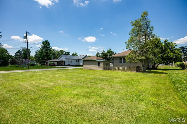 517 S Mayo St, Carlinville, IL 62626 - photo 30