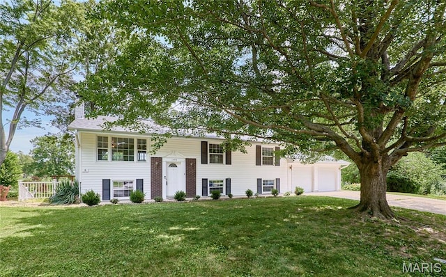 1405 Pleasantview Dr, Saint Charles, MO 63303 - photo 1