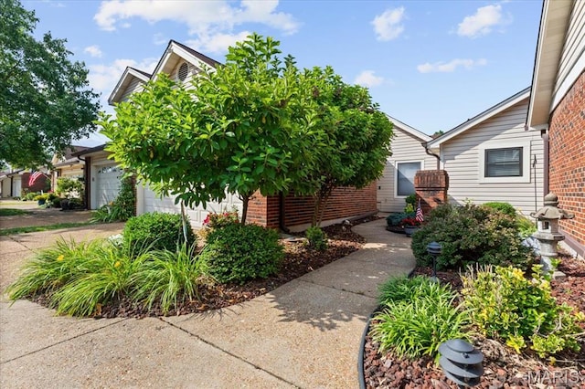 5634 Duchesne Parque Dr, Saint Louis, MO 63128 - photo 3