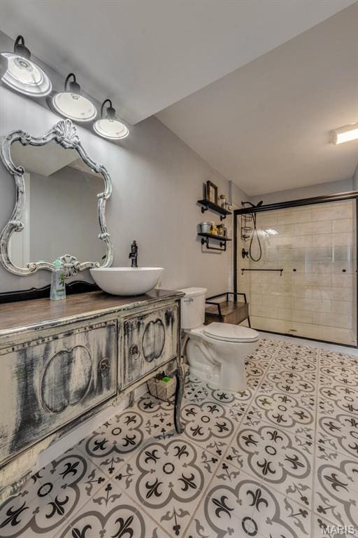3026 Windsor Point Dr, Saint Louis, MO 63129 - full bathroom featuring a tile shower, double vanity, and tile patterned floors