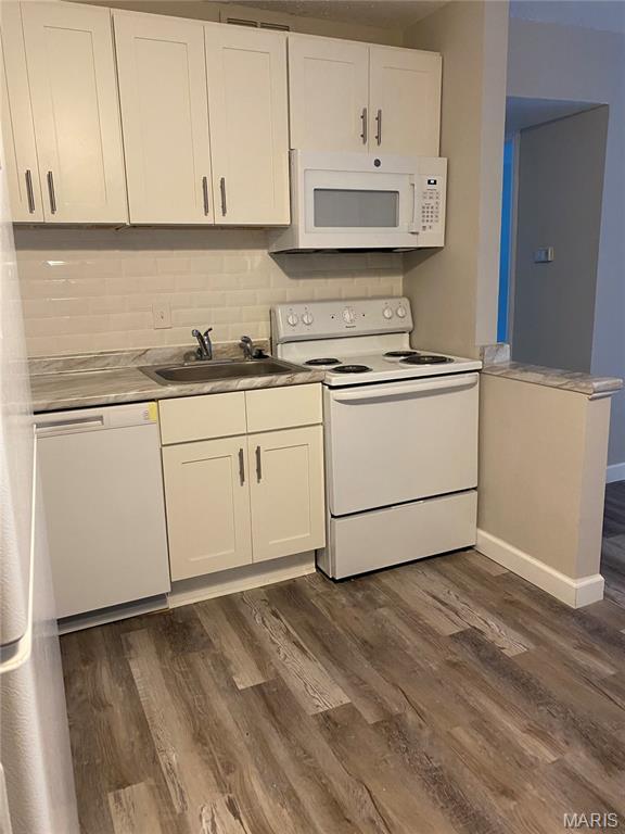 2832 Blackforest Dr Unit D, Saint Louis, MO 63129 - photo 5