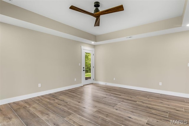 10028 Debbie Pl, Bonne Terre, MO 63628 - unfurnished room featuring wood finished floors, ceiling fan, and recessed lighting