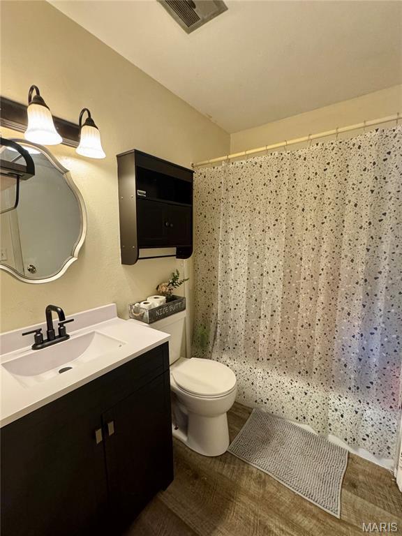 1012 W 4th St, Centralia, IL 62801 - photo 19