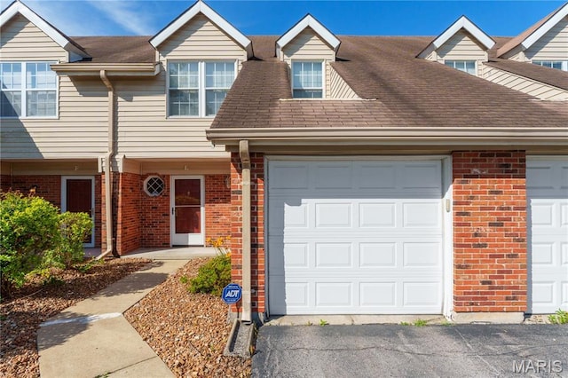 3606 Candlewyck Club Dr Unit E, Florissant, MO 63034 - photo 2