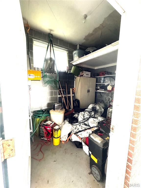 1620 N Jefferson St, Mexico, MO 65265 - view of storage area
