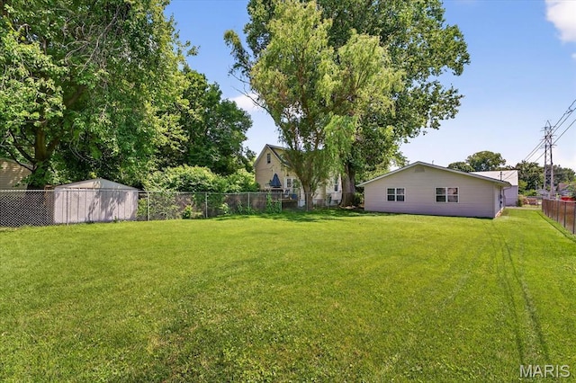 117 1st Ave, Edwardsville, IL 62025 - view of fenced backyard