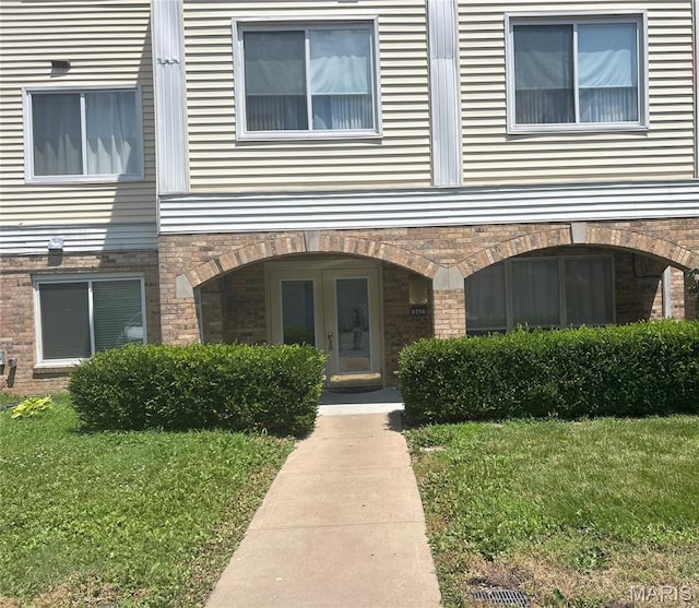 942 Guelbreth Ln Unit 208, Saint Louis, MO 63141 - photo 1