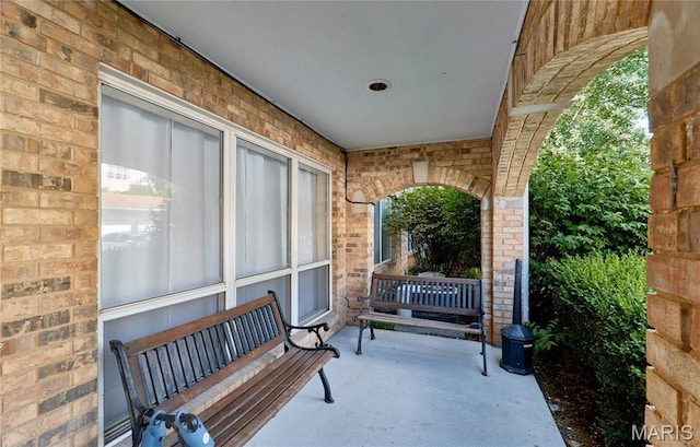942 Guelbreth Ln Unit 208, Saint Louis, MO 63141 - photo 2