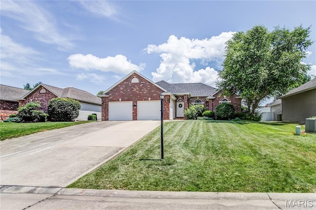 4625 Wisteria Dr, Alton, IL 62002 - photo 1