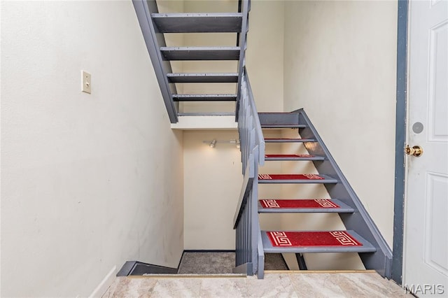 1756 Pineberry Ct, Creve Coeur Township, MO 63146 - stairs featuring baseboards